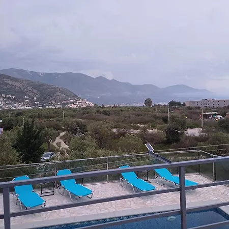 Zoe Vila Qëparo